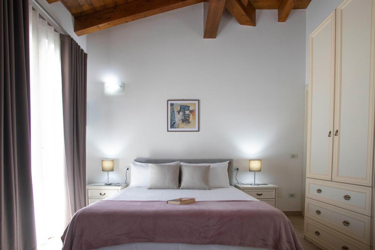 Irilor Luxury B&B วัลเลดอเรีย ภายนอก รูปภาพ
