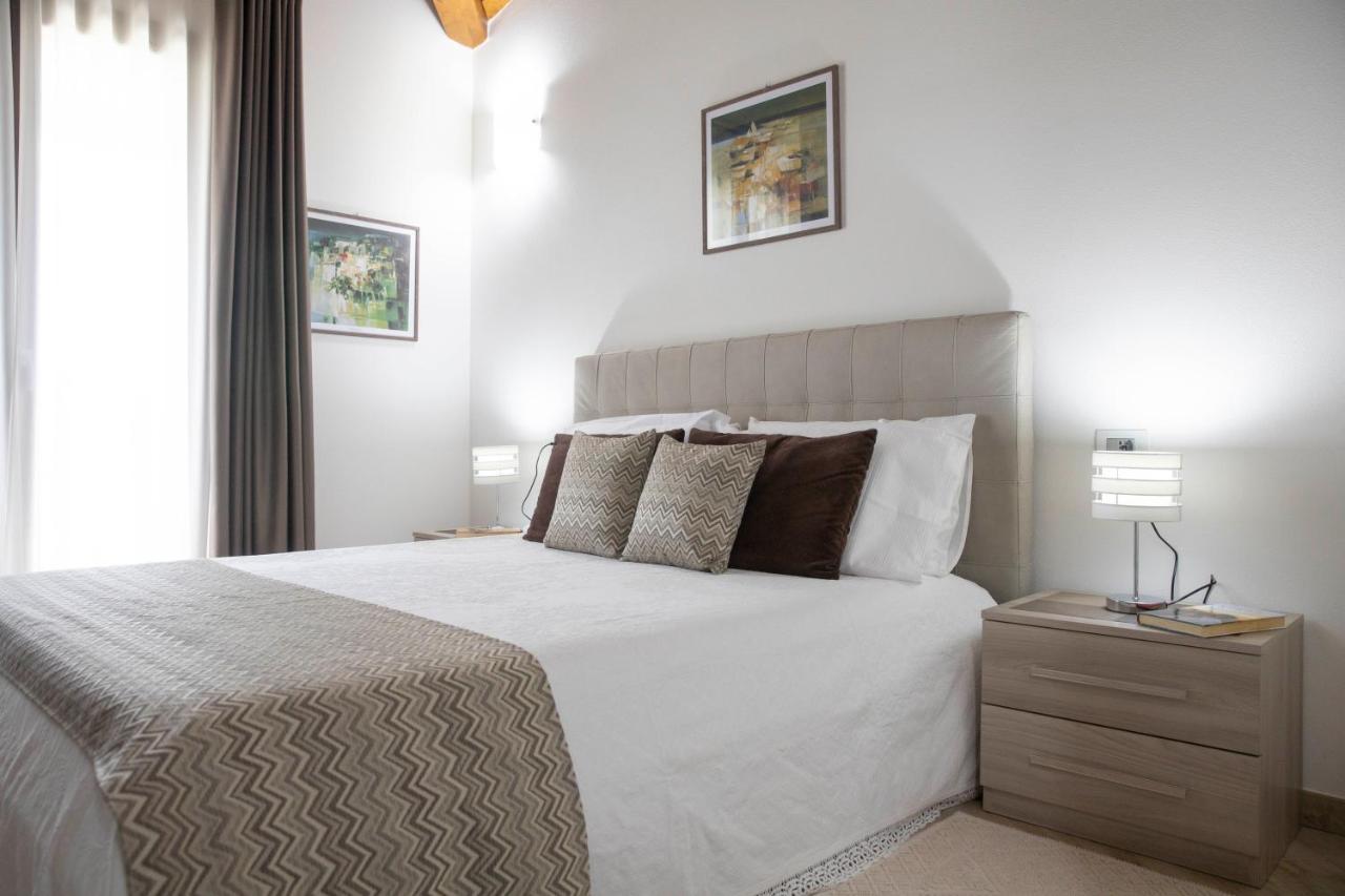 Irilor Luxury B&B วัลเลดอเรีย ภายนอก รูปภาพ